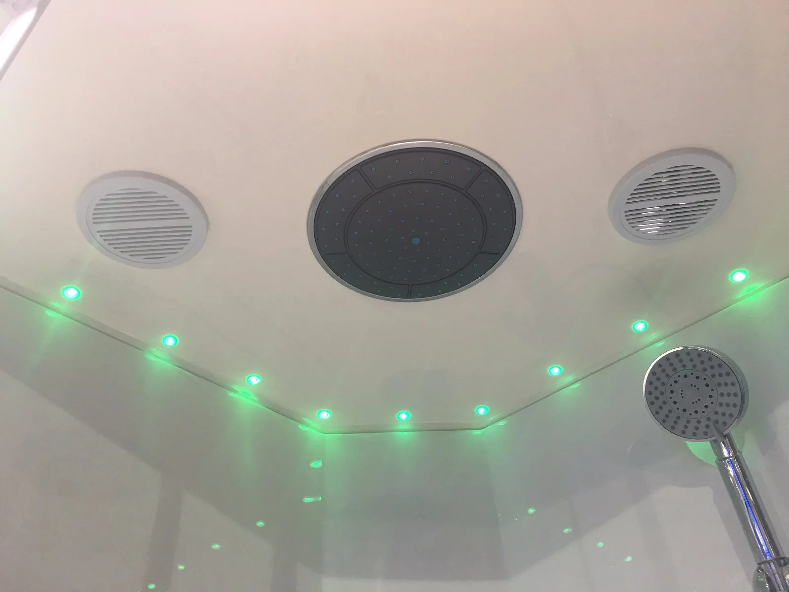 YT-002-Simpe Shower Cabin Room with Colorful Star Lights-4.JPG YT-002-Simpe Shower Cabin Room with Colorful Star Lights-4.JPG