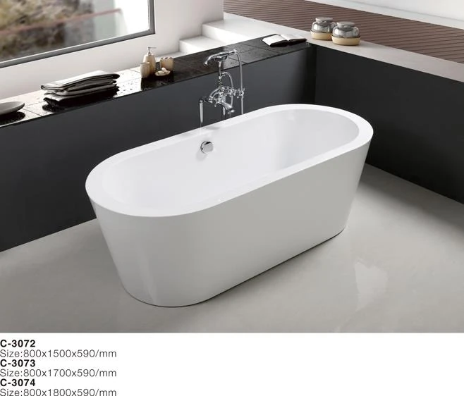(1) MEC-3072 – ovale freistehende Acrylbadewanne mit Überlauf und Chromoberfläche.jpg