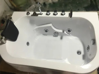 C008 2017 diep bad voor warm water met stralen, rechthoekig, modern en eenvoudig van stijl, van ABS, voor de badkamer - 3_副本.jpg