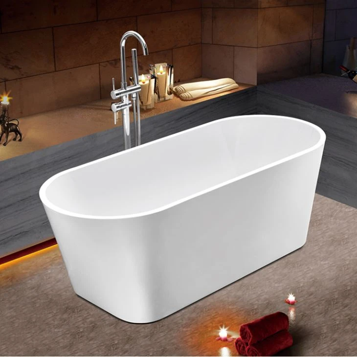 Freestanding acrylic bathtub