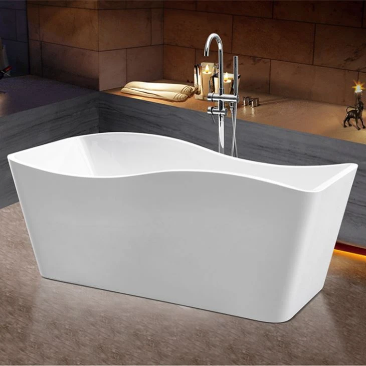Freestanding bathtub