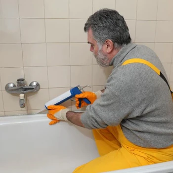 Pros And Cons Of Bathtub Liners