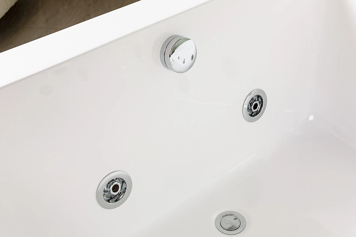 OEM 2-person whirlpool tub