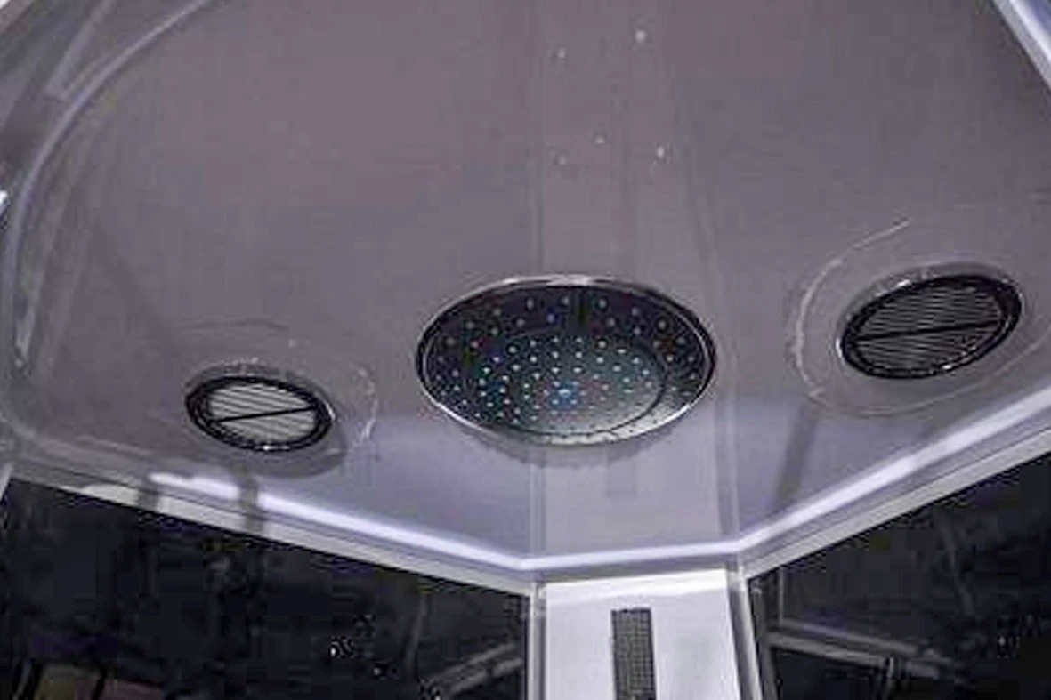 Distributore di cabine doccia con porta scorrevole