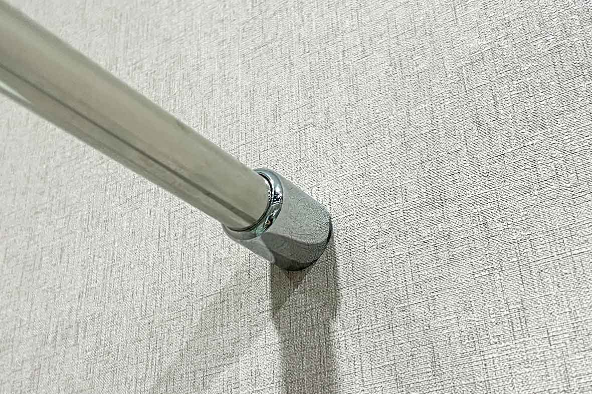 Custom-made-Frameless-Shower-Enclosure-for-Bathrooms